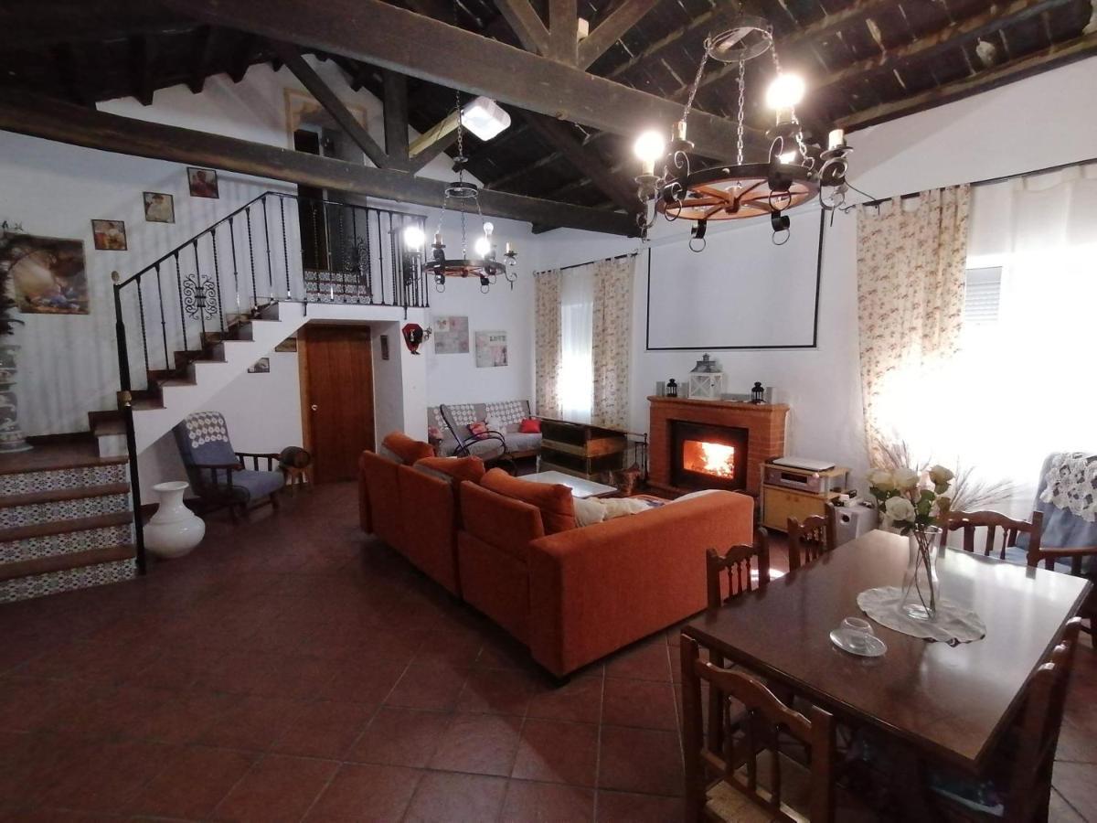 Rancho Jardines De Marchenilla Villa Alcala de Guadaira Exterior photo