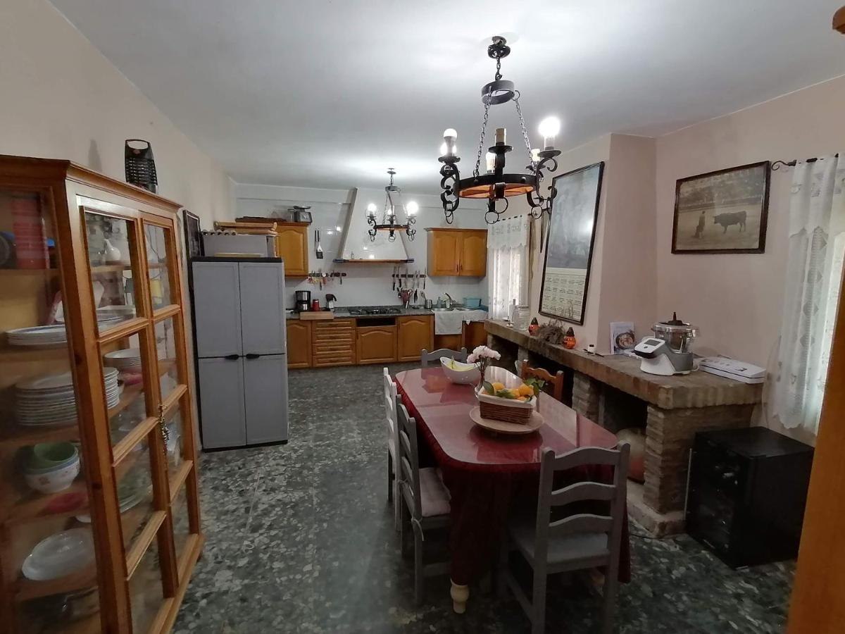 Rancho Jardines De Marchenilla Villa Alcala de Guadaira Exterior photo